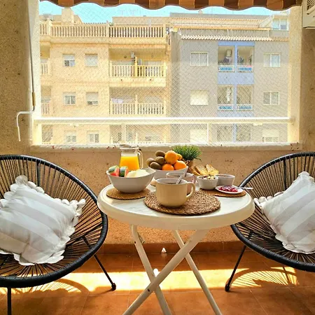 Apartament Con Piscina Centrico Torrevieja