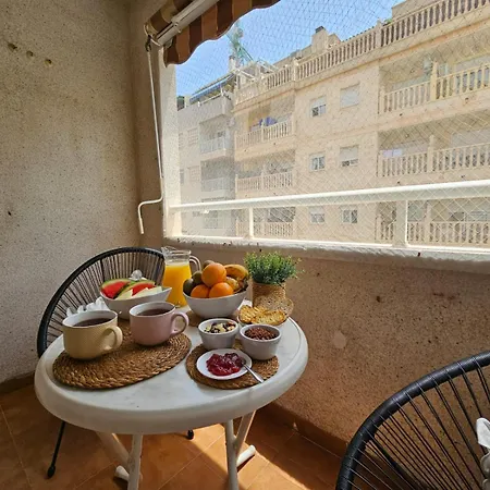 Con Piscina Centrico 아파트